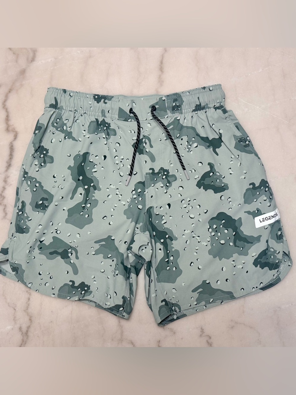 Legends Luka Unlined 7” Shorts, Camo Dusty Sage, Men’s Small Excellent Condition